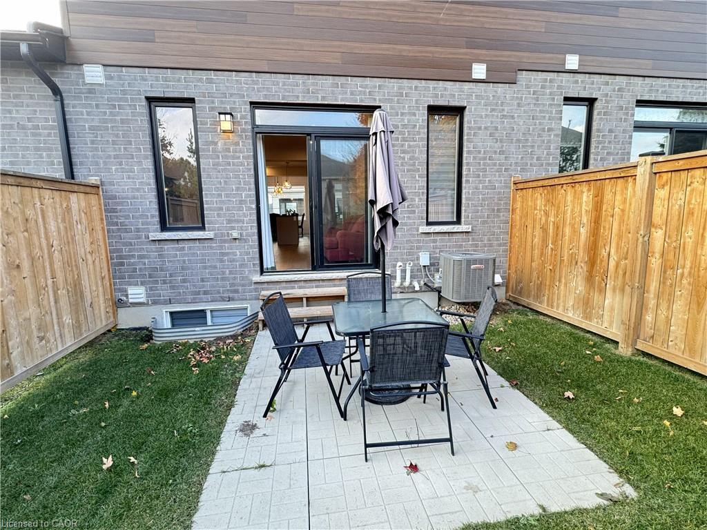 22-350 River Road, Cambridge, ON - Outdoor With Exterior
