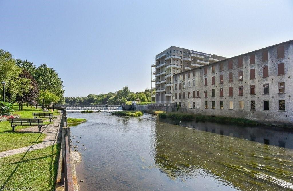 22-350 River Road, Cambridge, ON - Outdoor With Body Of Water