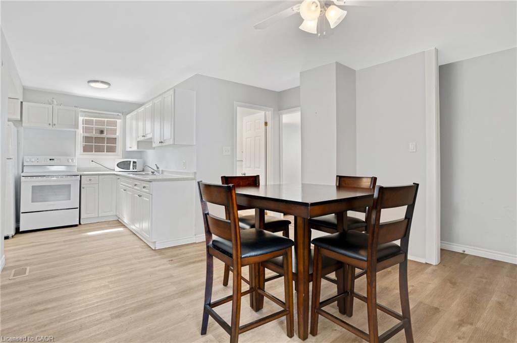 50 Sixth Avenue, Brantford, ON - Indoor