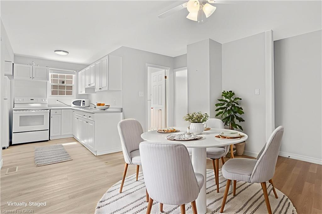 50 Sixth Avenue, Brantford, ON - Indoor Photo Showing Dining Room
