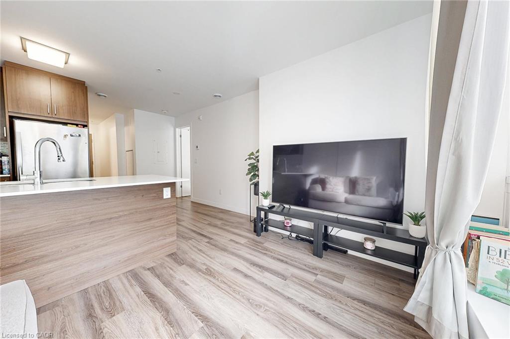 502-479 Charlton Avenue E, Hamilton, ON - Indoor