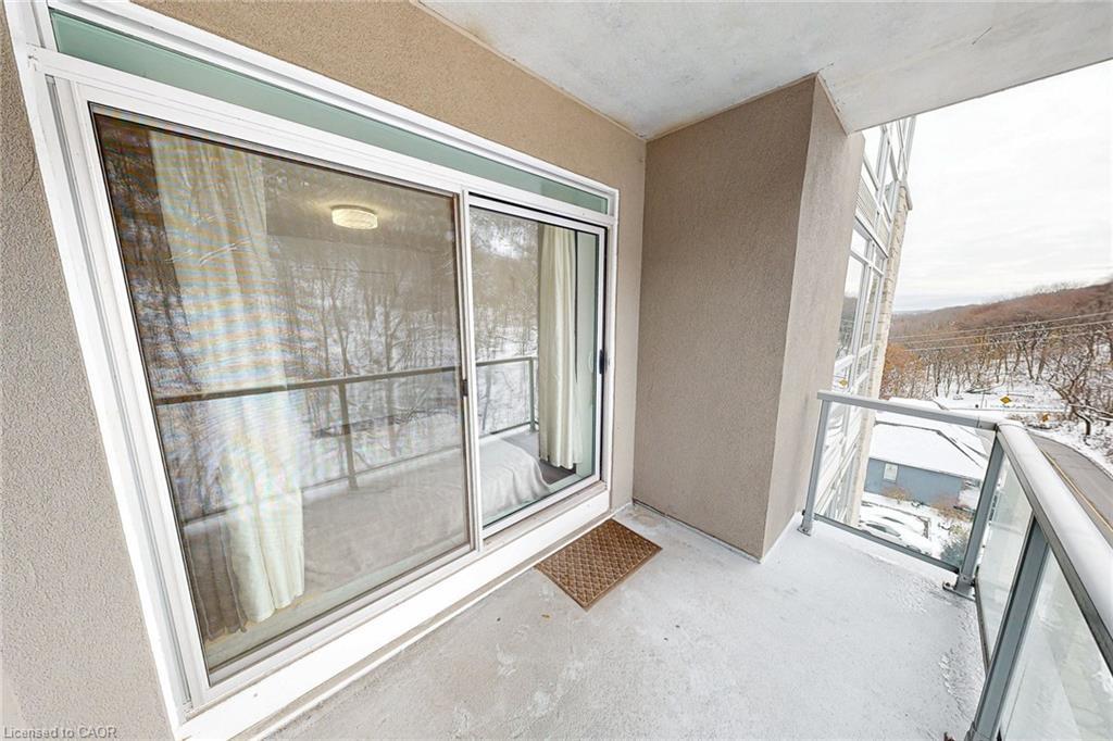 502-479 Charlton Avenue E, Hamilton, ON - With Balcony With Exterior