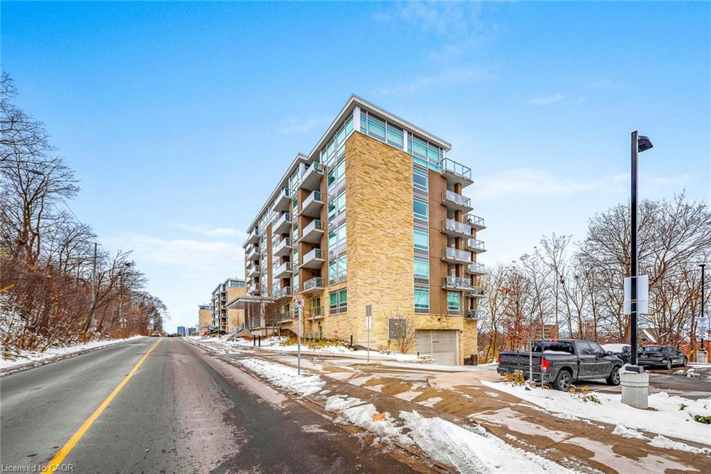 502-479 Charlton Avenue E, Hamilton, ON - Outdoor With Balcony With Facade