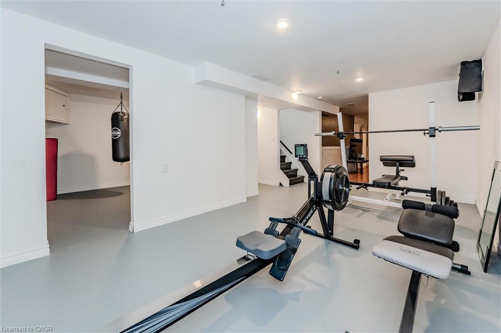 46 Roberts Crescent, Kitchener, ON - Indoor Photo Showing Gym Room