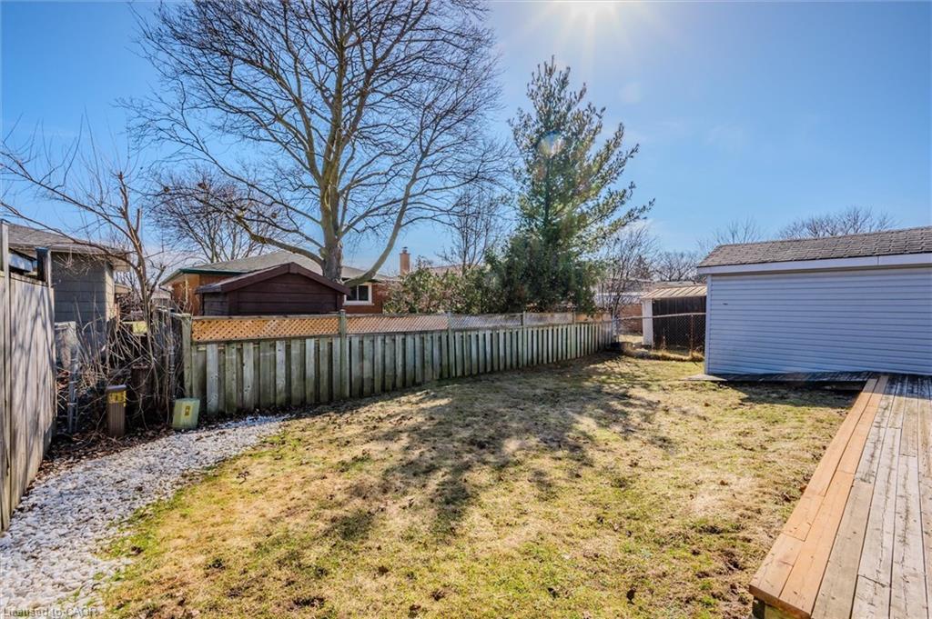 46 Roberts Crescent, Kitchener, ON - Outdoor