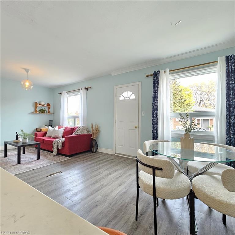 25 Augusta Avenue, St. Catharines, ON - Indoor