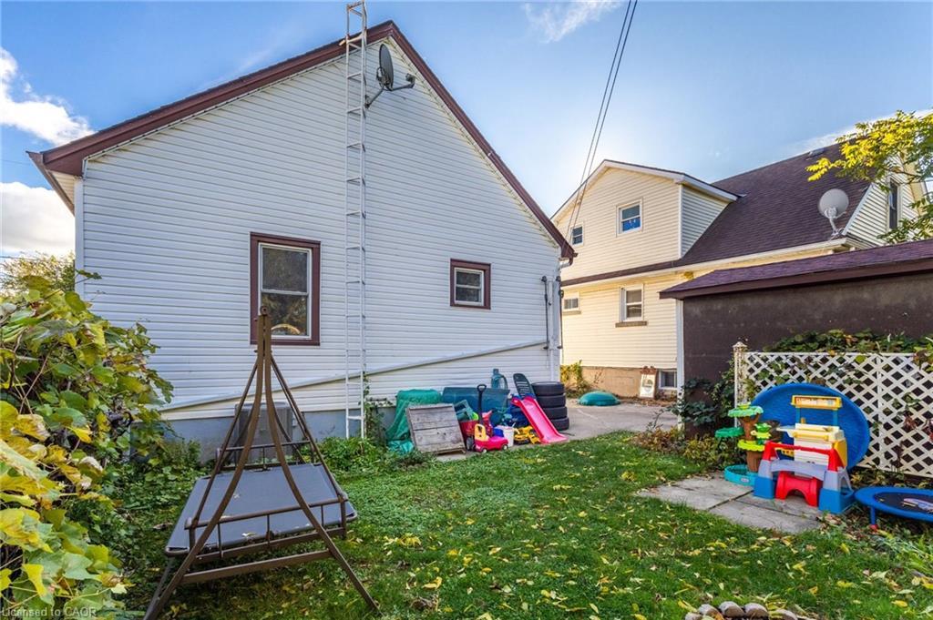 25 Augusta Avenue, St. Catharines, ON - Outdoor With Exterior