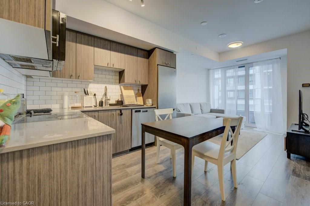 1001-15 Wellington Street S, Kitchener, ON - Indoor Photo Showing Other Room