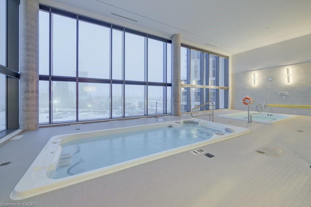 1001-15 Wellington Street S, Kitchener, ON - Indoor Photo Showing Other Room