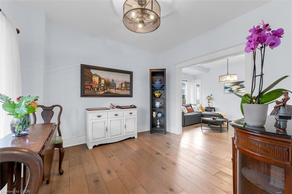 163 Leinster Avenue N, Hamilton, ON - Indoor