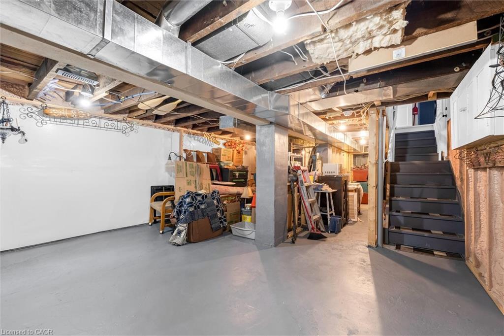163 Leinster Avenue N, Hamilton, ON - Indoor Photo Showing Basement