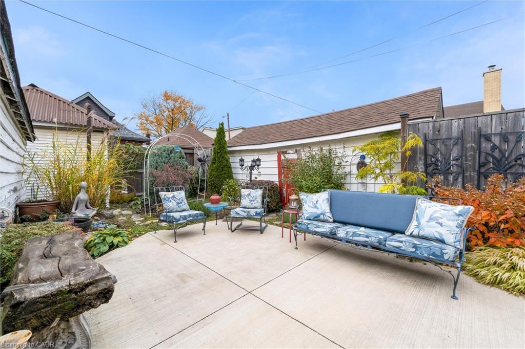 163 Leinster Avenue N, Hamilton, ON - Outdoor With Exterior