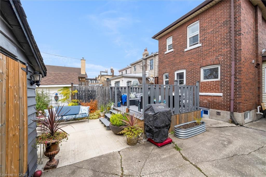 163 Leinster Avenue N, Hamilton, ON - Outdoor With Deck Patio Veranda With Exterior