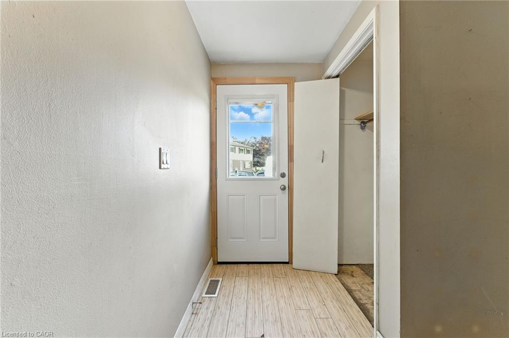 U6-258 Richardson Drive, Port Dover, ON - Indoor Photo Showing Other Room