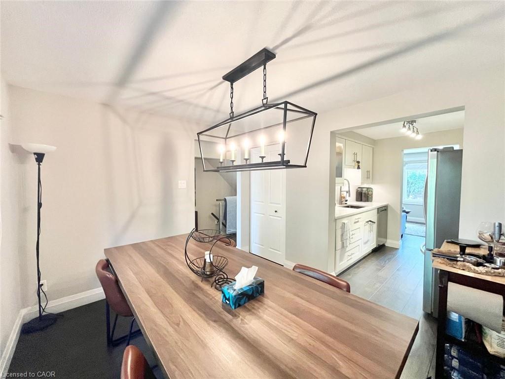 8-279 Sandowne Drive, Waterloo, ON - Indoor