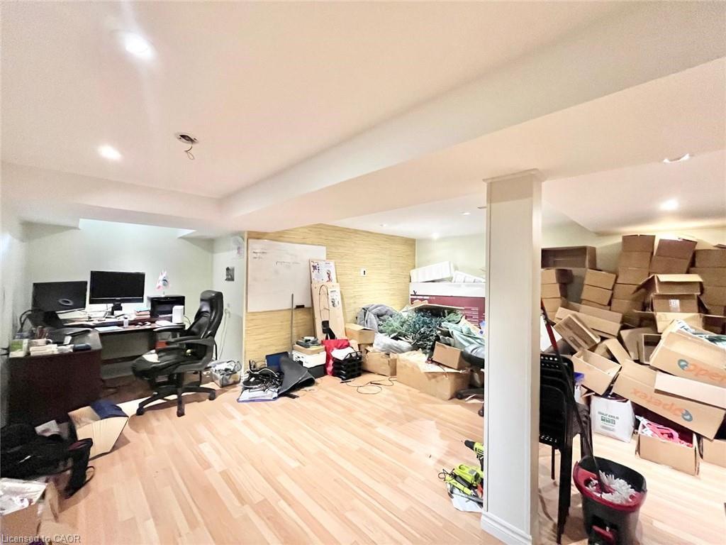 8-279 Sandowne Drive, Waterloo, ON - Indoor