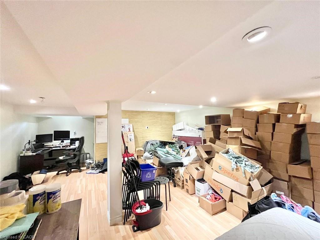 8-279 Sandowne Drive, Waterloo, ON - Indoor