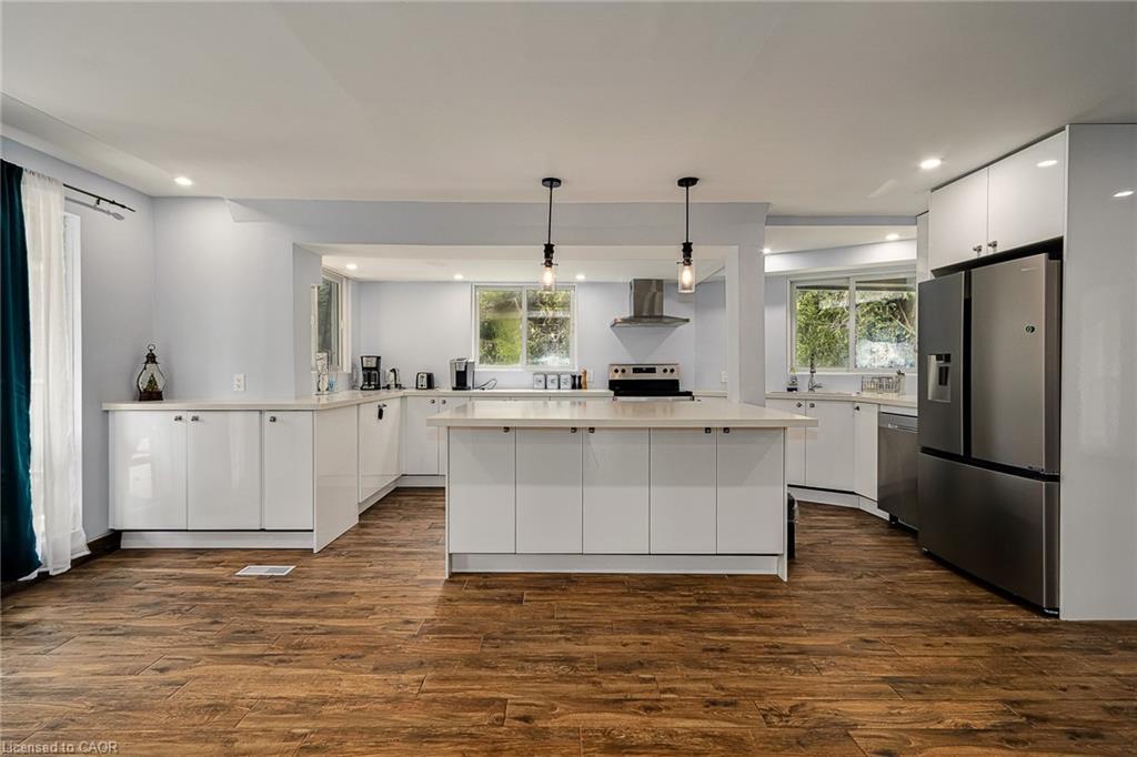 112 Nordic Road, Ravenna, ON - Indoor Photo Showing Kitchen With Upgraded Kitchen