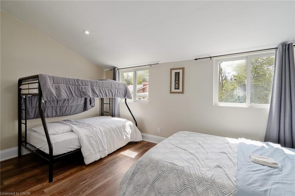 112 Nordic Road, Ravenna, ON - Indoor Photo Showing Bedroom