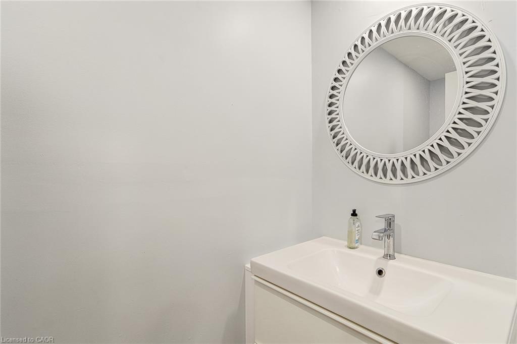 112 Nordic Road, Ravenna, ON - Indoor Photo Showing Bathroom