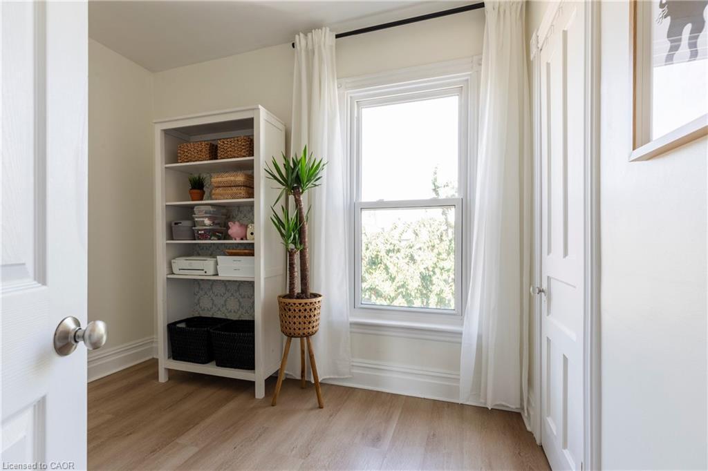 189 West Avenue N, Hamilton, ON - Indoor Photo Showing Other Room