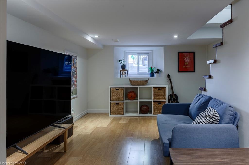 189 West Avenue N, Hamilton, ON - Indoor