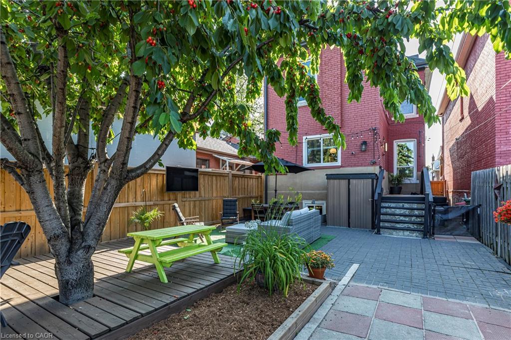 189 West Avenue N, Hamilton, ON - Outdoor With Deck Patio Veranda With Exterior