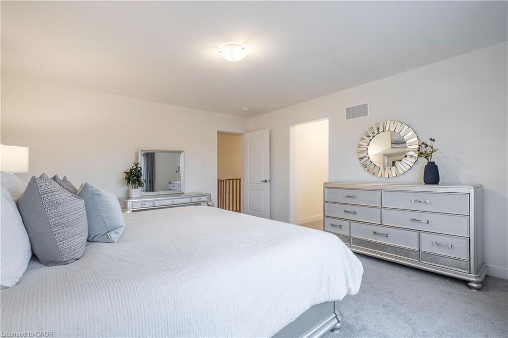 57 Monteith Drive, Brantford, ON - Indoor Photo Showing Bedroom