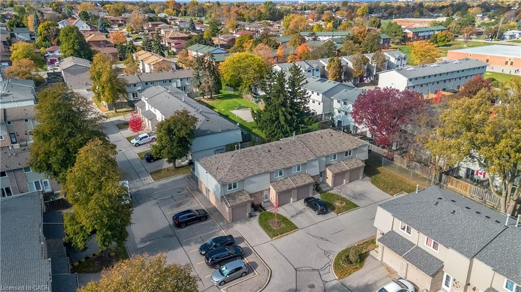 15-1396 Upper Ottawa Street, Hamilton, ON - Outdoor With View