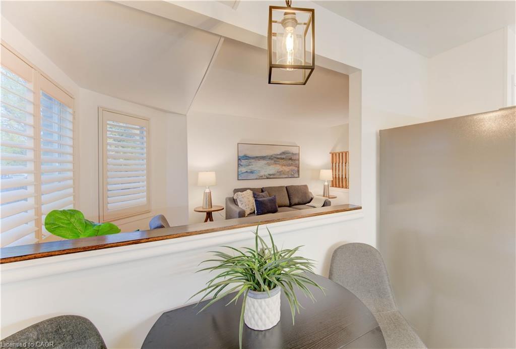 28-10 Holborn Court, Kitchener, ON - Indoor