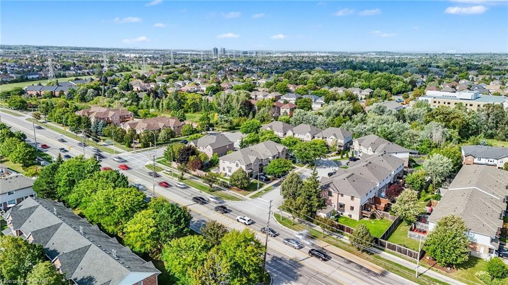 4005 Alexan Crescent, Burlington, ON - Outdoor With View