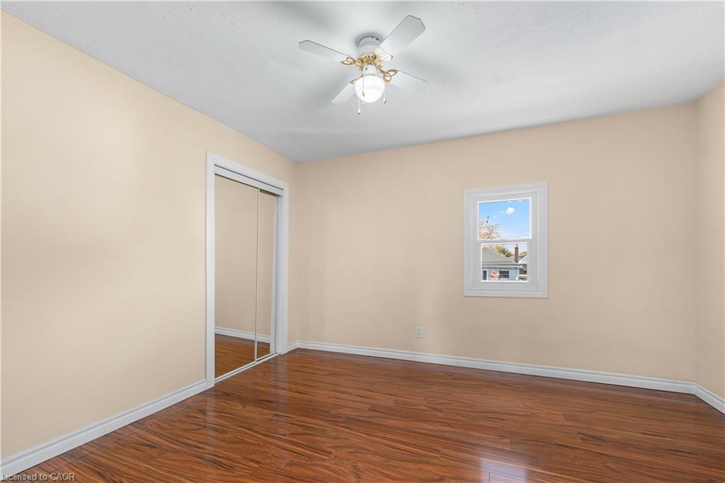 233 Normanhurst Avenue, Hamilton, ON - Indoor Photo Showing Other Room