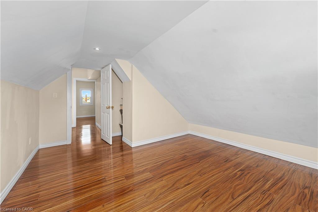 233 Normanhurst Avenue, Hamilton, ON - Indoor Photo Showing Other Room