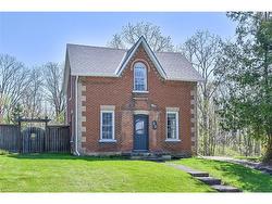 22 Tolhurst Avenue St. George, ON N0E 1N0