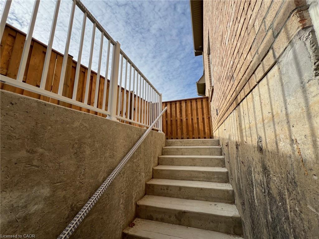 Lower Level-147 Bocelli Crescent, Hamilton, ON - Indoor Photo Showing Other Room