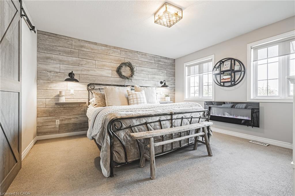 30-6 Atessa Drive, Hamilton, ON - Indoor Photo Showing Bedroom