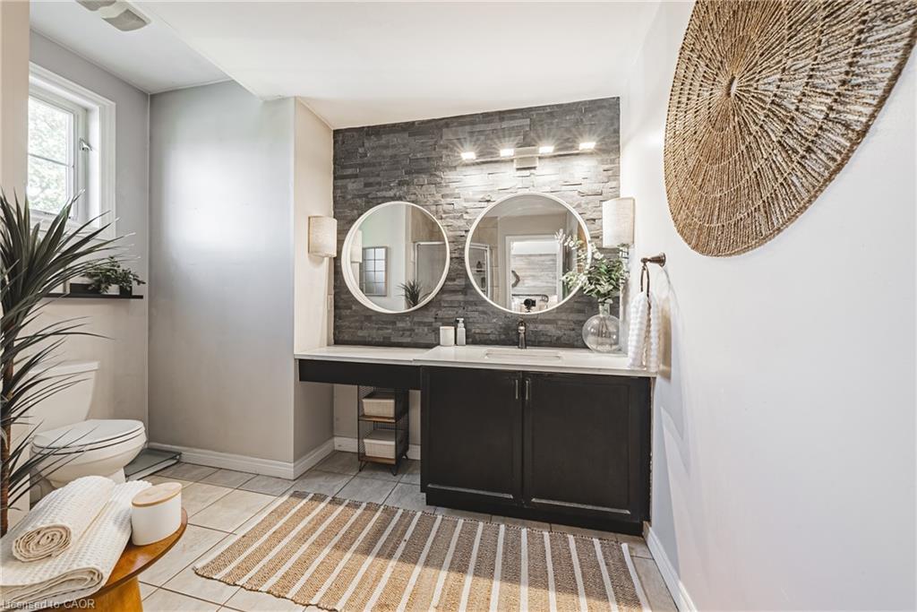 30-6 Atessa Drive, Hamilton, ON - Indoor