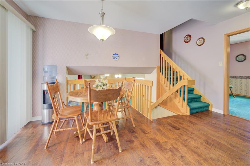489 Northlake Drive, Waterloo, ON - Indoor Photo Showing Dining Room