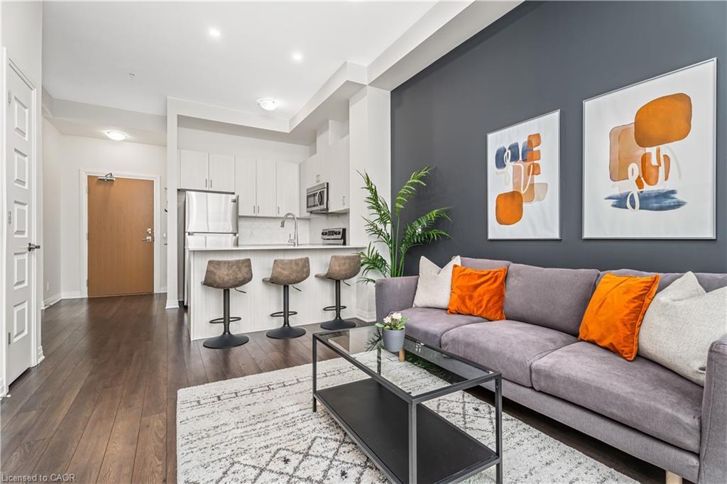 627-1105 Leger Way, Milton, ON - Indoor Photo Showing Living Room