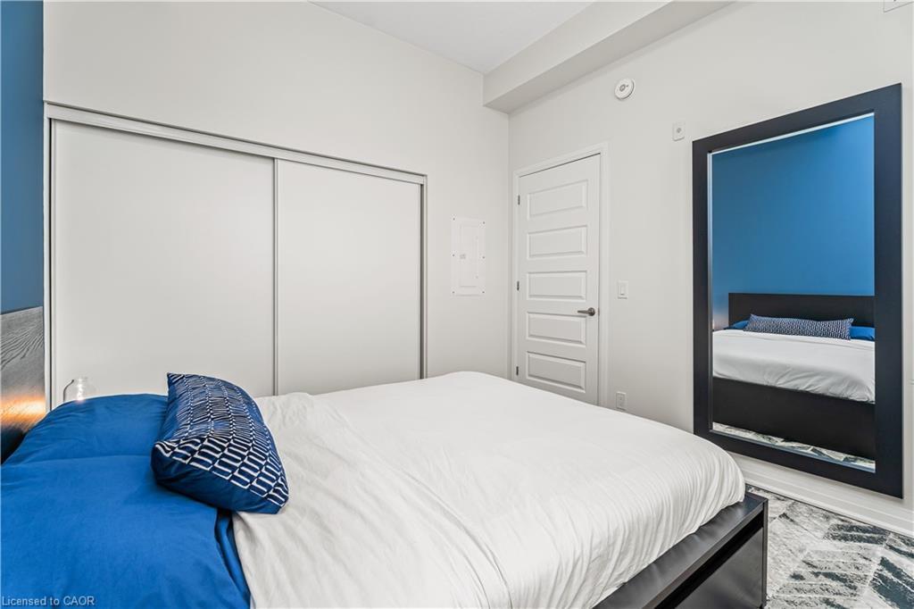 627-1105 Leger Way, Milton, ON - Indoor Photo Showing Bedroom