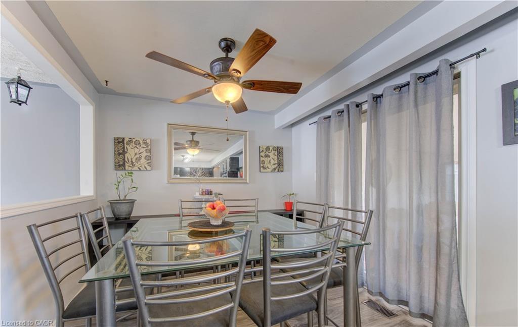 320 Country Hill Drive, Kitchener, ON - Indoor Photo Showing Dining Room