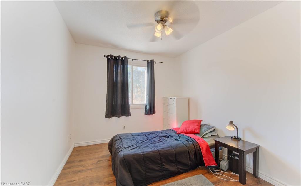 320 Country Hill Drive, Kitchener, ON - Indoor Photo Showing Bedroom