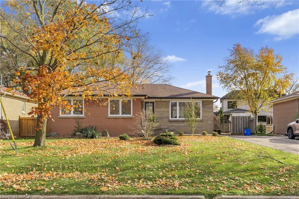 496 Pineland Avenue, Oakville, ON - Outdoor