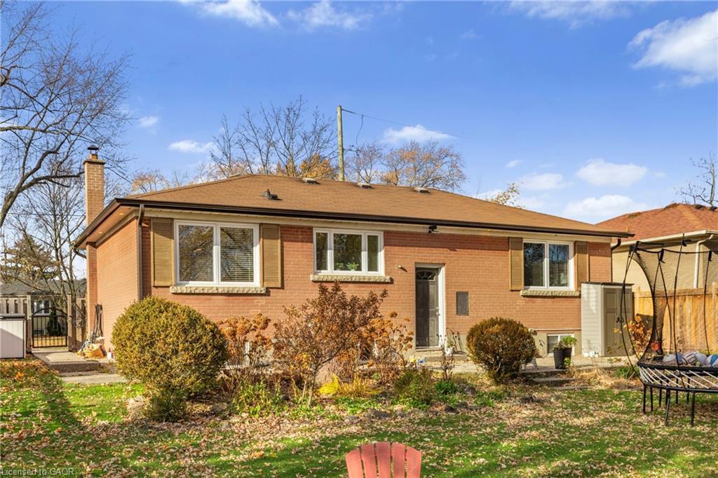 496 Pineland Avenue, Oakville, ON - Outdoor