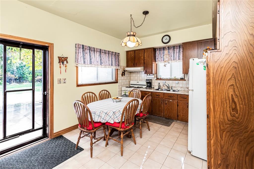 538 Hughson Street N, Hamilton, ON - Indoor Photo Showing Other Room