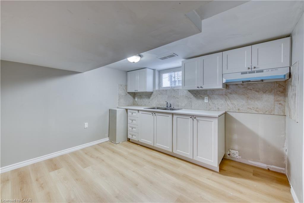 Basement-2100 Brampton Street, Hamilton, ON - Indoor Photo Showing Kitchen
