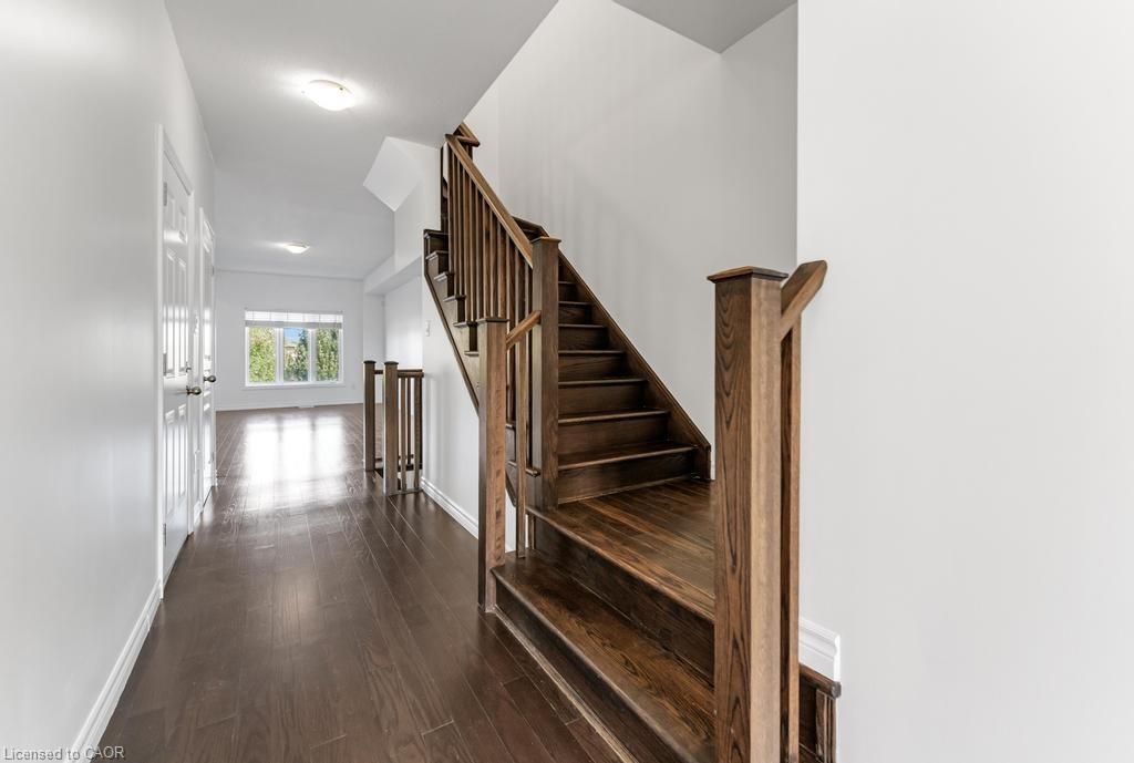 70 Vinton Road, Ancaster, ON - Indoor Photo Showing Other Room