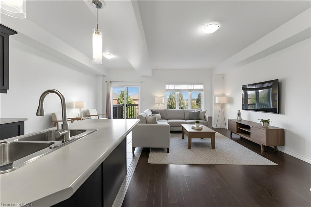 70 Vinton Road, Ancaster, ON - Indoor