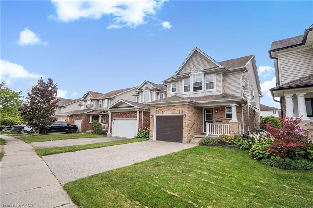 517 Thornview Place, Waterloo, ON - Outdoor With Facade