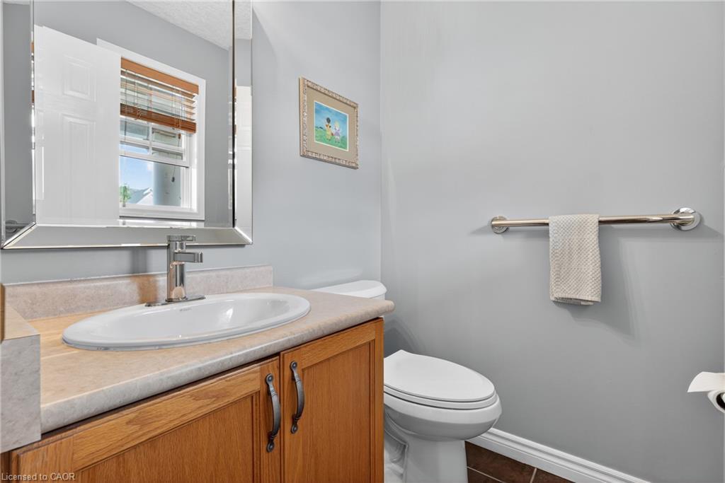 517 Thornview Place, Waterloo, ON - Indoor Photo Showing Bathroom